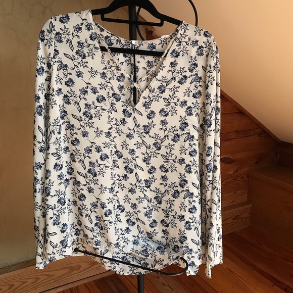 Lush Tops - Lush Floral Top, EUC, Size L